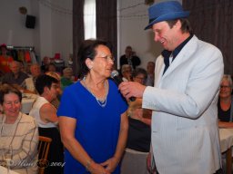 Künstler helfen Kinder - Mit Musik zur Menschlichkeit